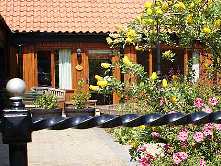 A self catering Lincolnshire cottage at Elms Farm Cottages.